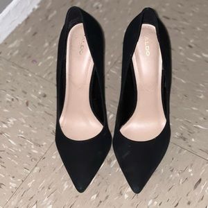 Black pumps… could’ve went a size up worn twice… very sexy